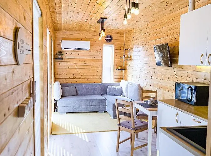 Cosa Nostra Apartment
